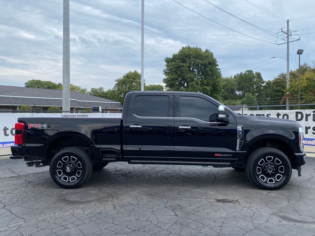 2024 Ford F-350 photo 2