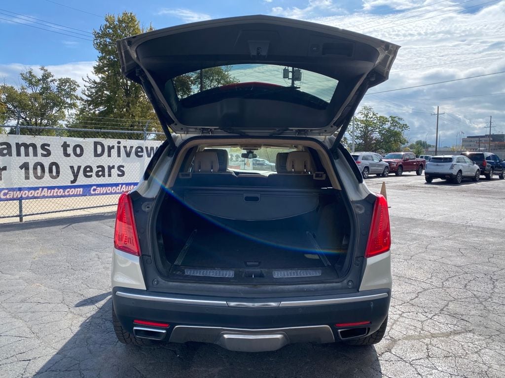 Used 2017 CADILLAC XT5 Platinum SUV