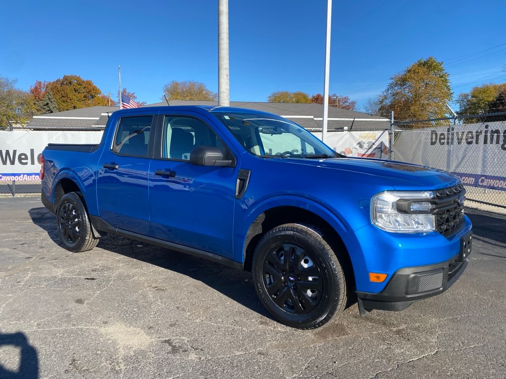 2022 Ford Maverick XL's photo