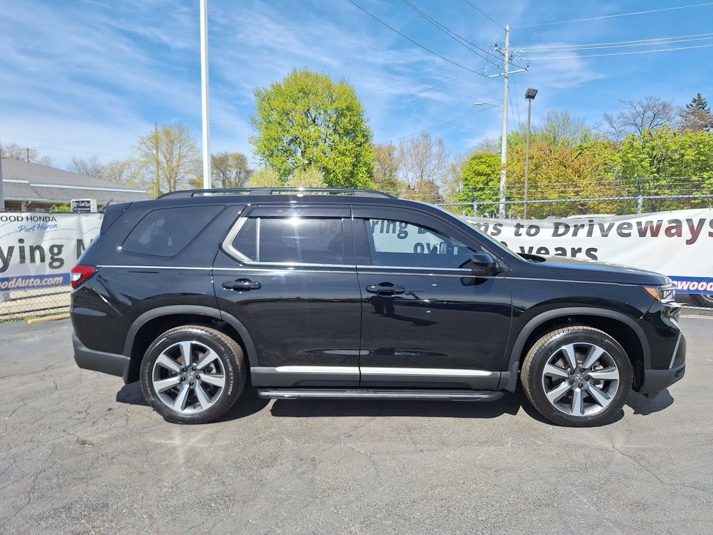 Certified 2024 Honda Pilot Elite with VIN 5FNYG1H88RB030568 for sale in Port Huron, MI