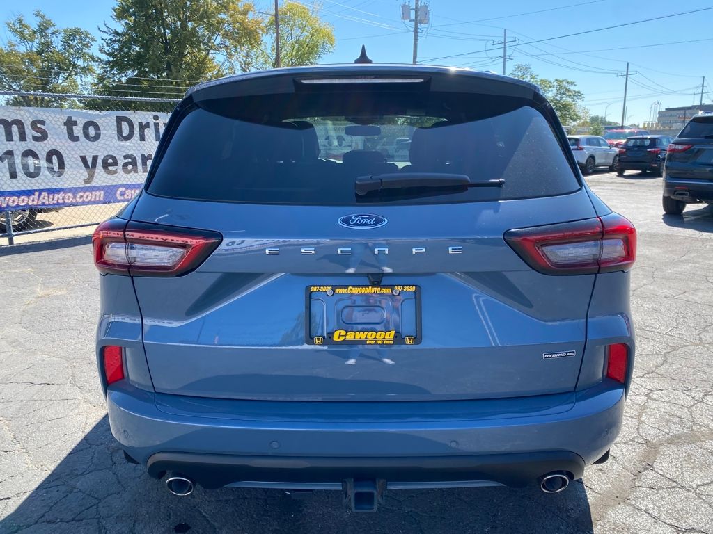 2024 Ford Escape ST-Line Elite photo 3