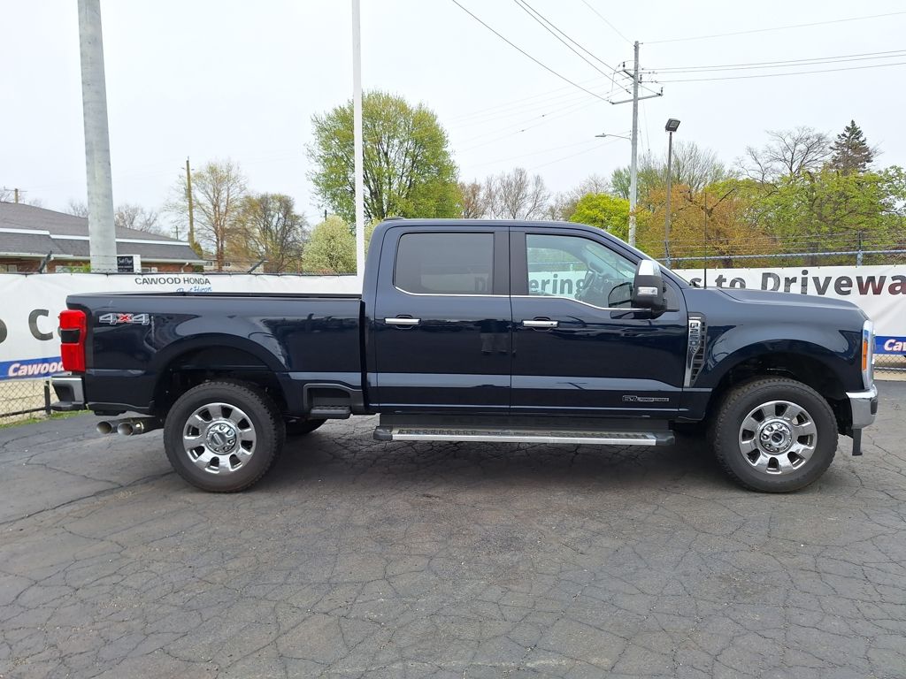 Used 2023 Ford F-250 Super Duty Lariat with VIN 1FT7W2BT2PED34155 for sale in Port Huron, MI