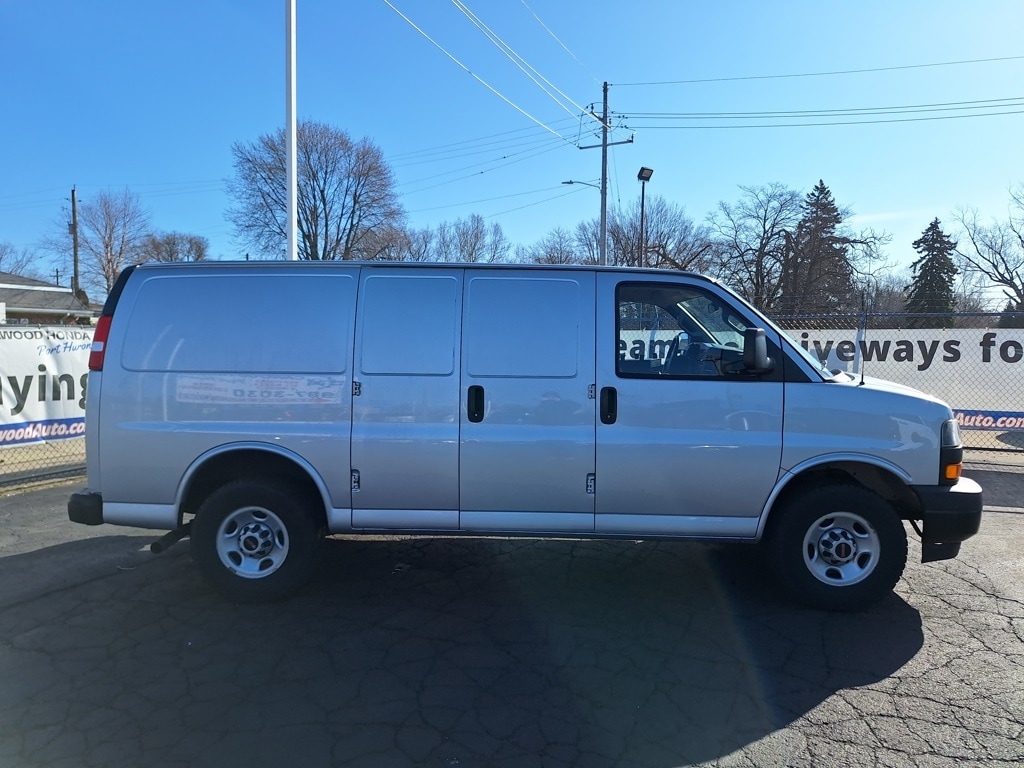Used 2021 GMC Savana Cargo Work Van with VIN 1GTW7AF74M1161399 for sale in Port Huron, MI