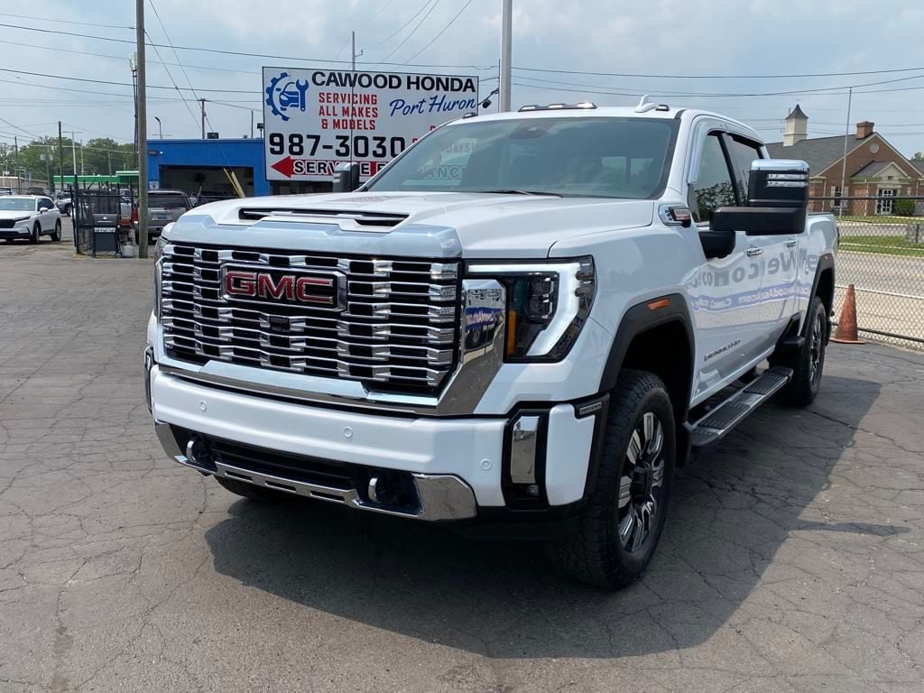 Used 2024 GMC Sierra 3500HD Denali with VIN 1GT49WEY0RF240796 for sale in Port Huron, MI