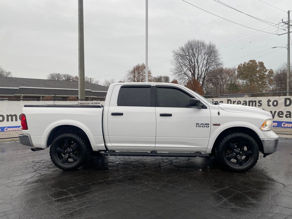2015 Ram 1500 Outdoorsman photo 3