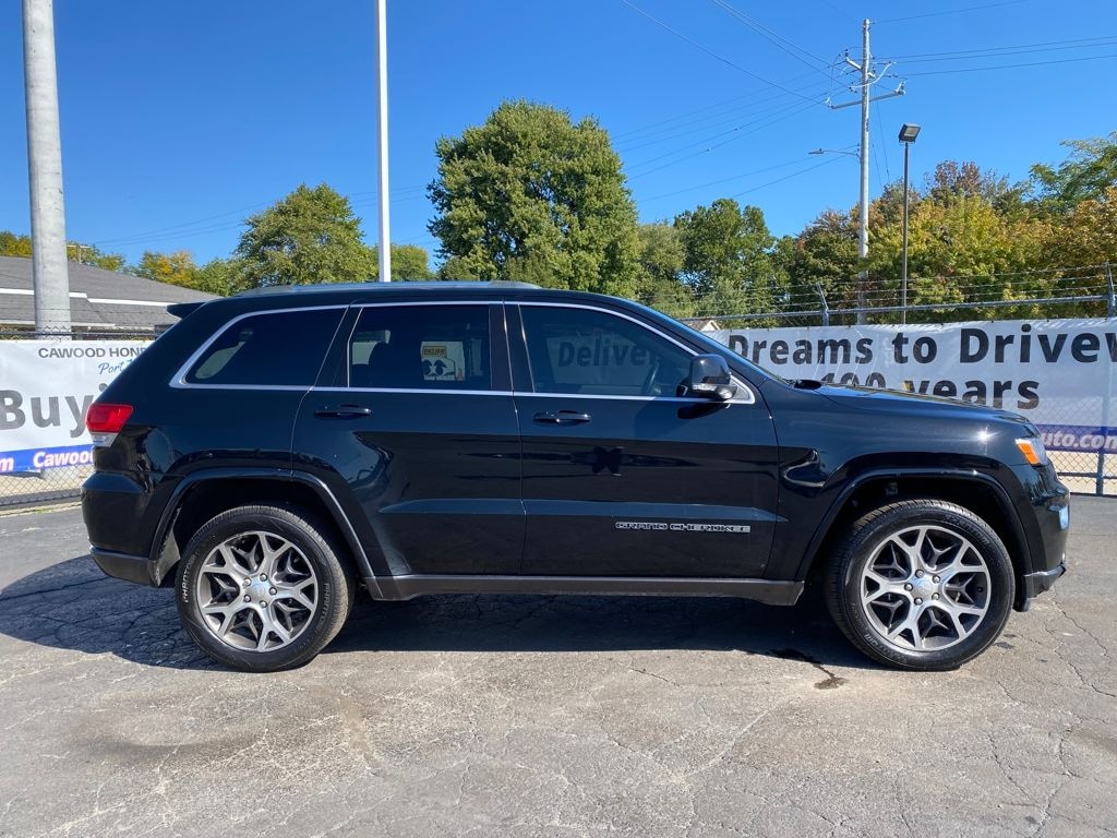 Used 2018 Jeep Grand Cherokee Limited SUV