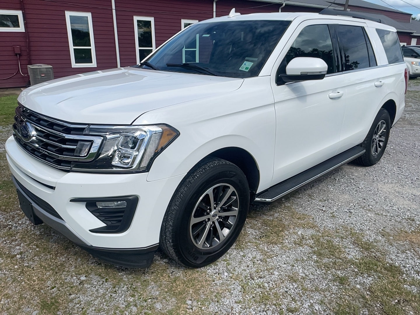 2021 Ford Expedition XLT's photo