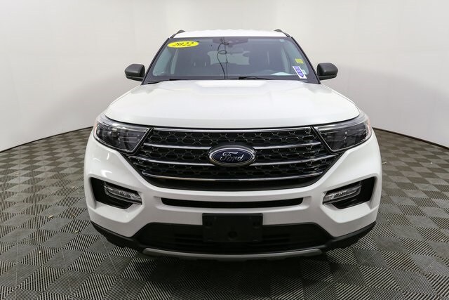 2022 Ford Explorer XLT photo 3