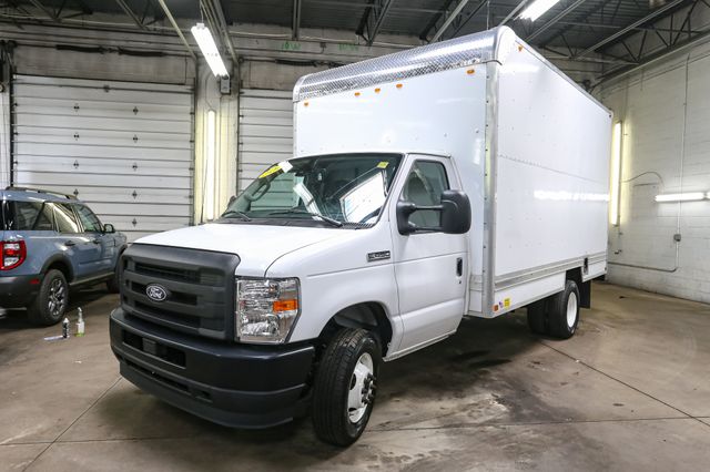 2026 Ford E-Series Cutaway Base - Photo 5
