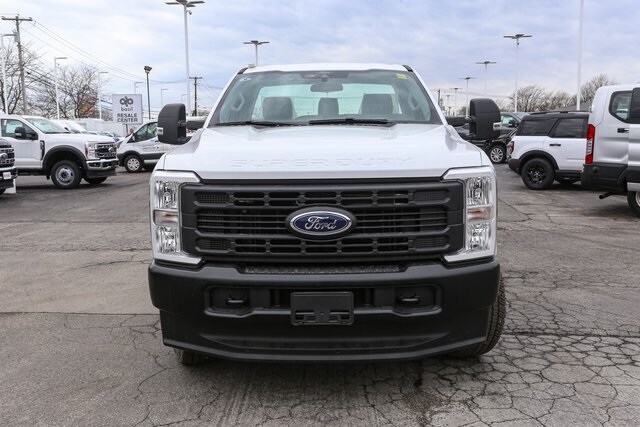 2025 Ford F-250 photo 3