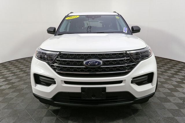 2022 Ford Explorer XLT photo 2