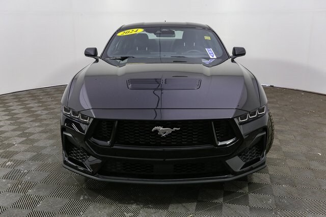 2024 Ford Mustang GT photo 3