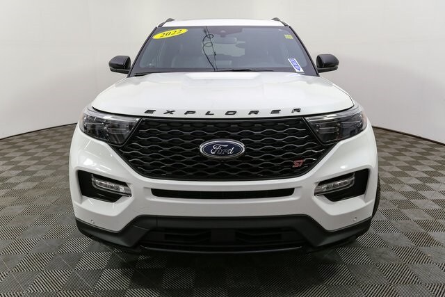 2022 Ford Explorer ST photo 3