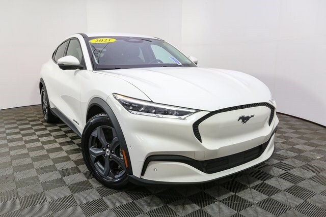 2021 Ford Mustang Mach-E Select photo 2