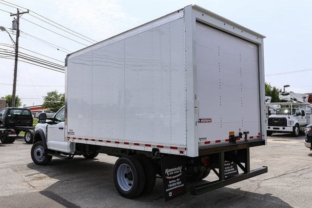 2025 Ford F-550 Super Duty Chassis Cab XL - Photo 8