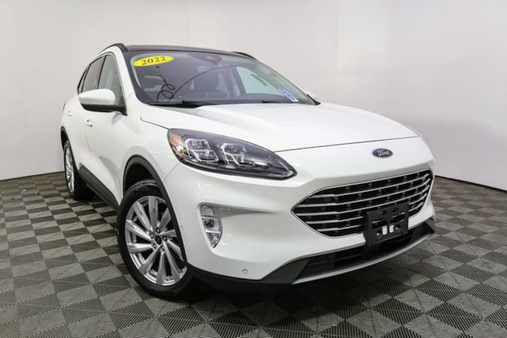 Used 2022 Ford Escape Titanium SUV