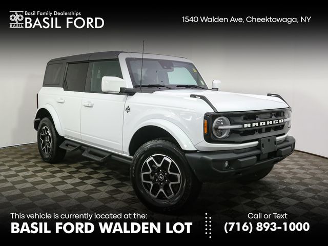 2024 Ford Bronco Outer Banks 4x4's photo