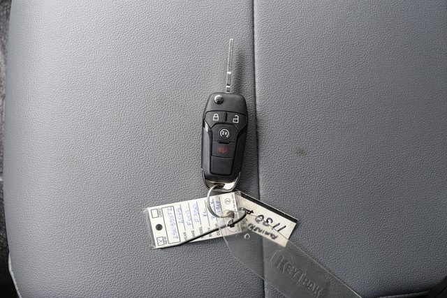 2025 Ford F-350 Super Duty Chassis Cab XL - Photo 36