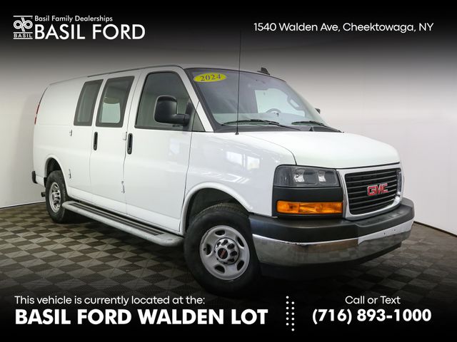 2024 GMC Savana 2500's photo