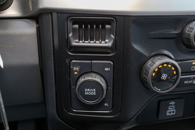 2025 Ford F-350 Super Duty Chassis Cab XL - Photo 25