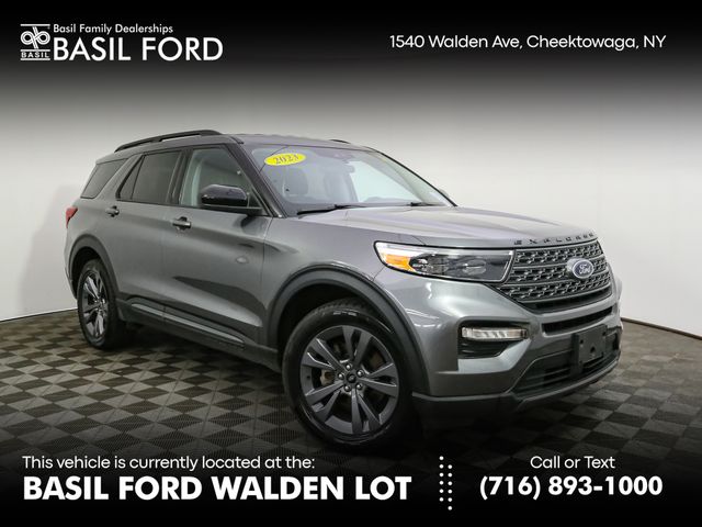 2023 Ford Explorer XLT 4WD photo