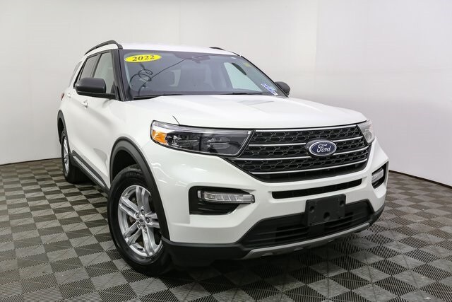 2022 Ford Explorer XLT photo 2