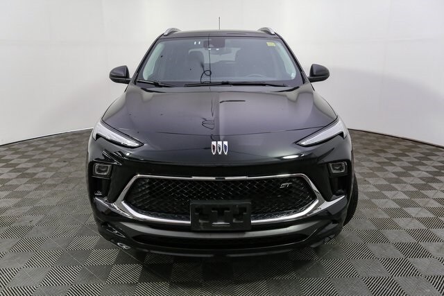 2024 Buick Encore GX Sport Touring photo 2