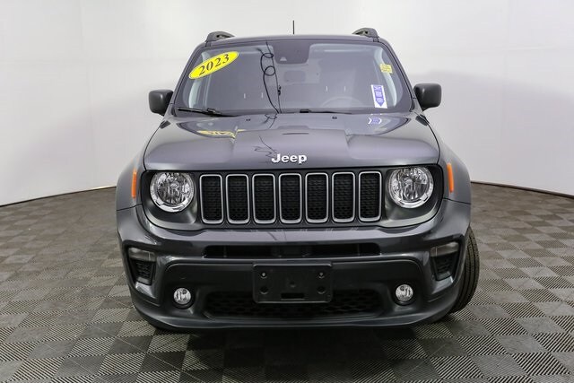 2023 Jeep Renegade Latitude Upland photo 3