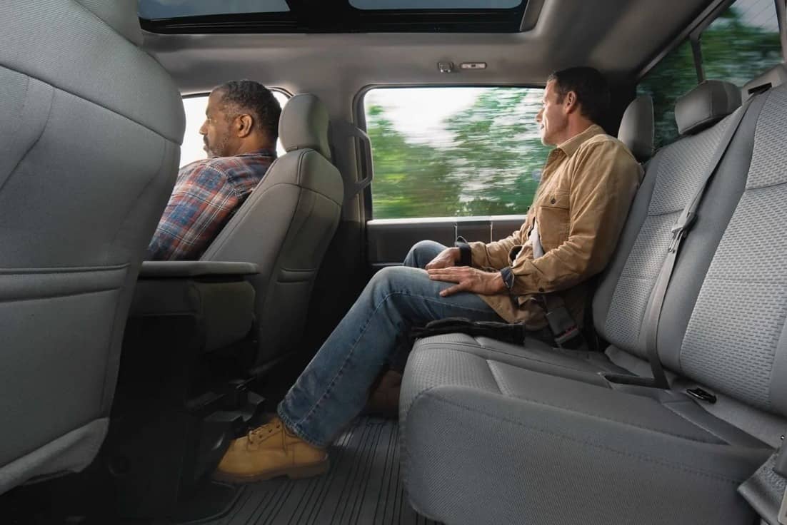 2019 Ford F-150 interior cabin