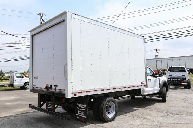 2025 Ford F-550 Super Duty Chassis Cab XL - Photo 11