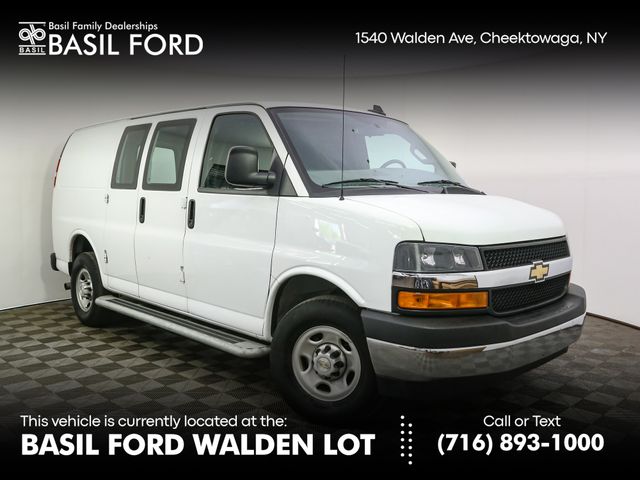 2024 Chevrolet Express 2500 Work Van HD's photo