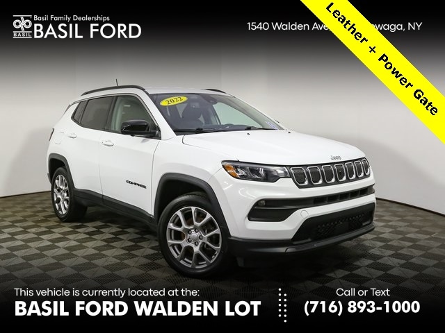 2022 Jeep Compass Latitude Lux's photo