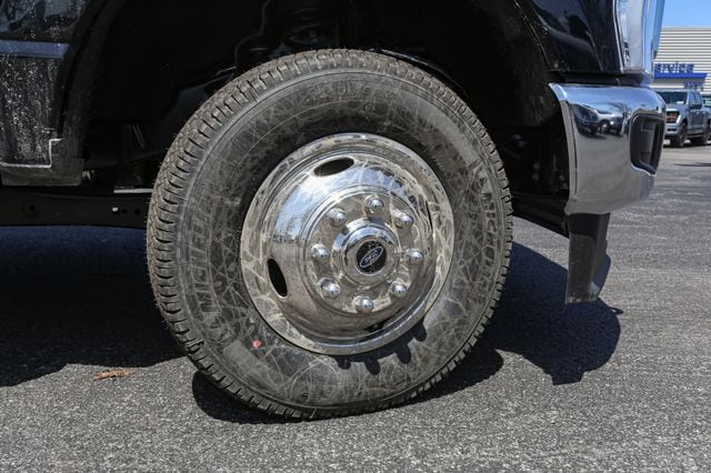 2026 Ford F-350 Super Duty Chassis Cab XL - Photo 12