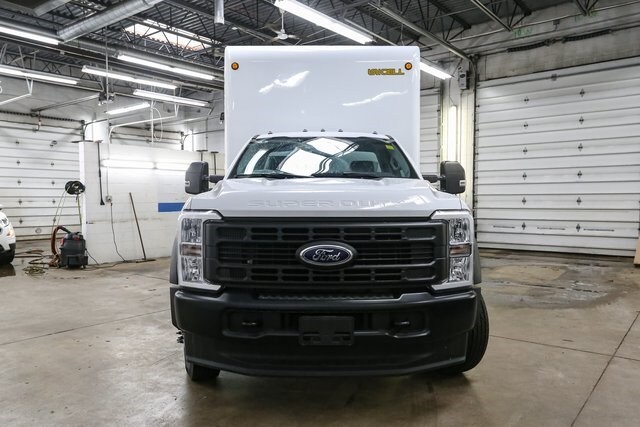 2024 Ford F-550 photo 3