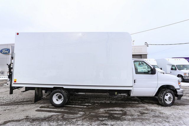 2026 Ford E-Series Cutaway Base - Photo 11