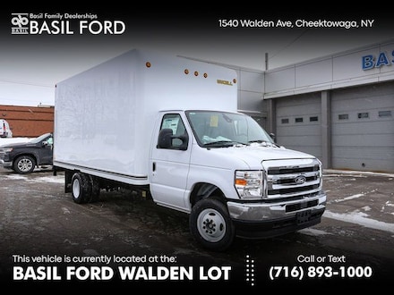 2026 Ford E-450SD Base Cab/Chassis