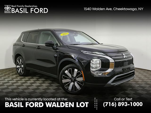 2025 Mitsubishi Outlander SE S-AWC's photo