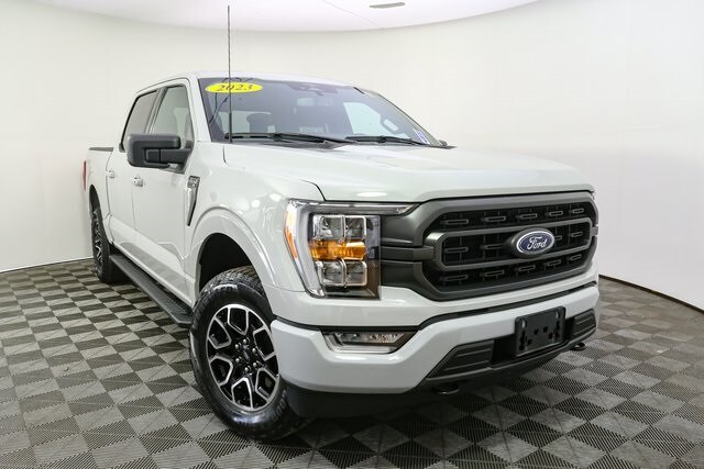 2023 Ford F-150 XLT photo 2