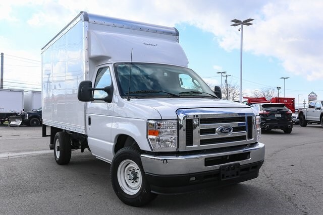 2025 Ford E-350 Base photo 2