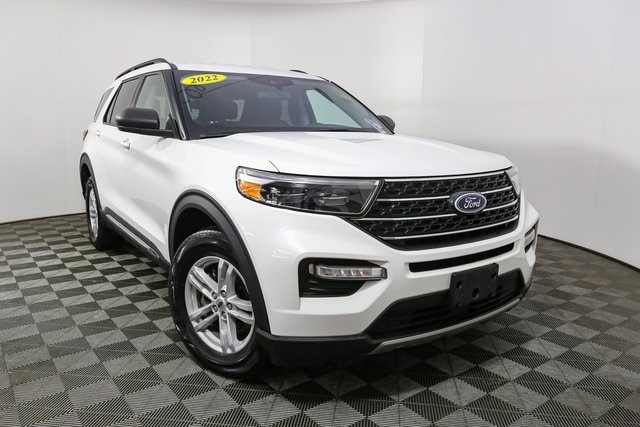 2022 Ford Explorer XLT photo 2