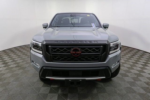 2022 Nissan Frontier PRO-4X photo 3
