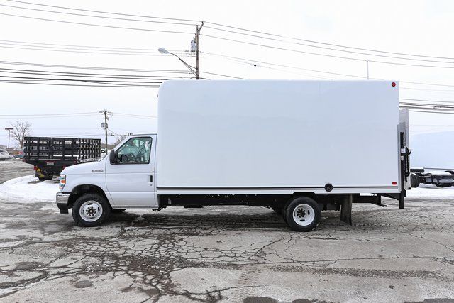 2026 Ford E-Series Cutaway Base - Photo 6