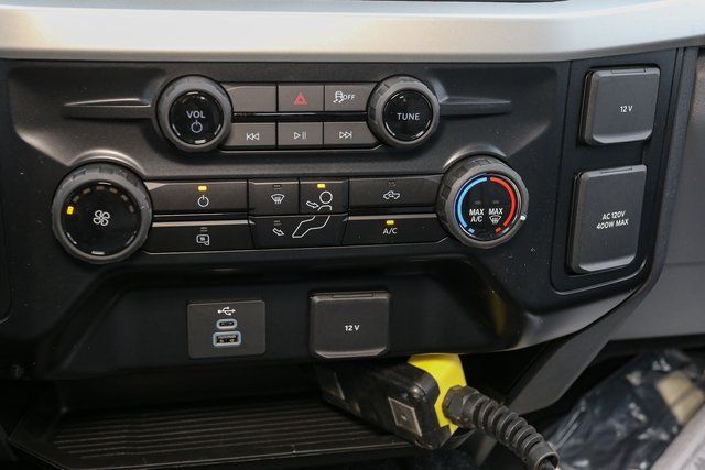 2025 Ford F-450 Super Duty Chassis Cab XL - Photo 24