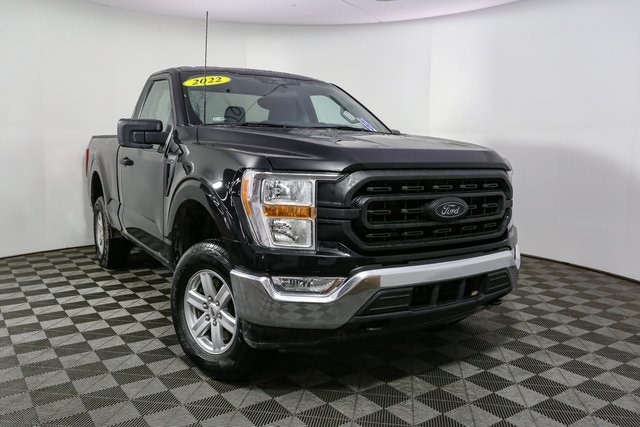 2022 Ford F-150 XL photo 2