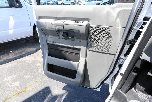 2026 Ford E-Series Cutaway Base - Photo 27