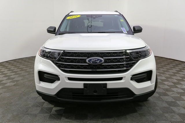 2021 Ford Explorer XLT photo 3