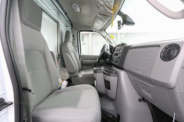 2026 Ford E-Series Cutaway Base - Photo 14