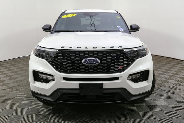 2022 Ford Explorer ST photo 2