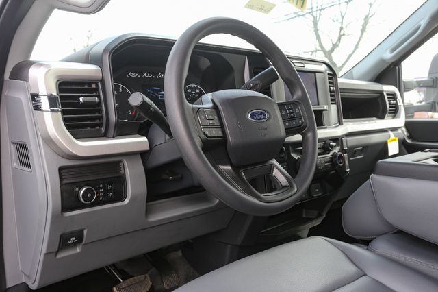 2025 Ford F-550 Super Duty Chassis Cab XL - Photo 17