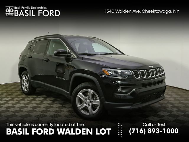 2023 Jeep Compass Latitude 4X4's photo